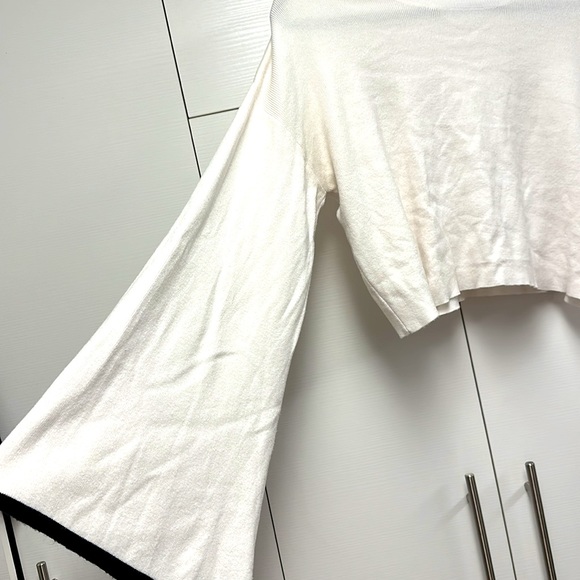 Top - Picture 2 of 2